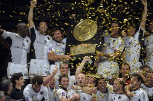 Rugby_un_18e_titre_dans_la_douleur_pour_le_Sta.jpg