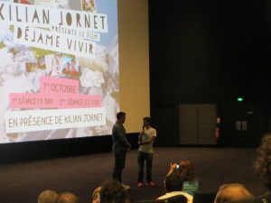 Le champion présente son film "Dejame Vivir" au Cinema Etoile Lilas, le 1er octobre.