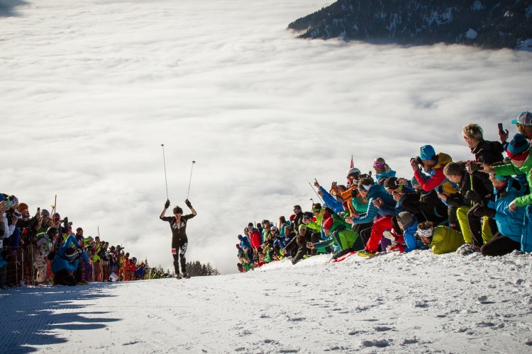Kilian Jornet lors de son arrivée sur la Vertical Race de Championnats du Monde à Verbier (suisse), le 8 février dernier