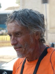 l'aventurier vient de réaliser l'expploit de traverser l'Atacama sans assistance - crédits "Respectons La Terre"